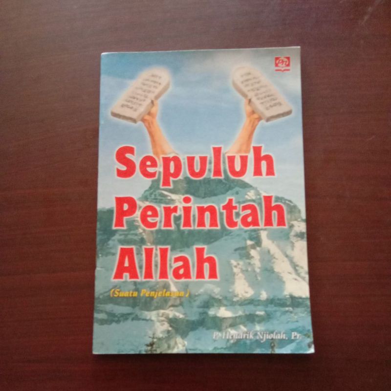 Cover Sepuluh Perintah Allah / Hendrik Njiolah