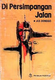 Cover Di Persimpangan Jalan / Donggo