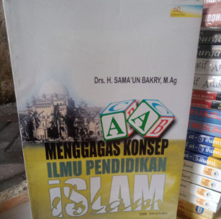 Cover Rekonstruksi pendidikan dan tradisi pesantren religiusitas iptek