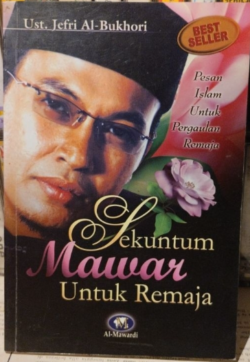 Cover Sekuntum mawar untuk remaja / Jefri Al-Bukhori
