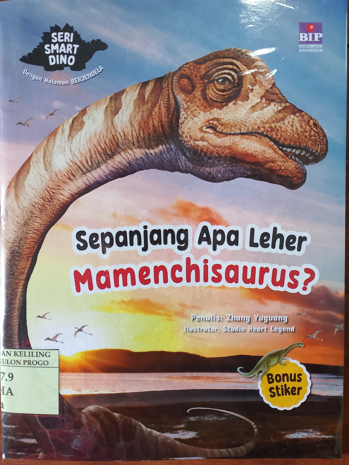 Cover Sepanjang apa leher mamenchisaurus? / Zhang Yuguang; Penerjemah, Rahmi Vanina; Jane Clarissa, Vovalya Putri: ilustrator, wenlu studio