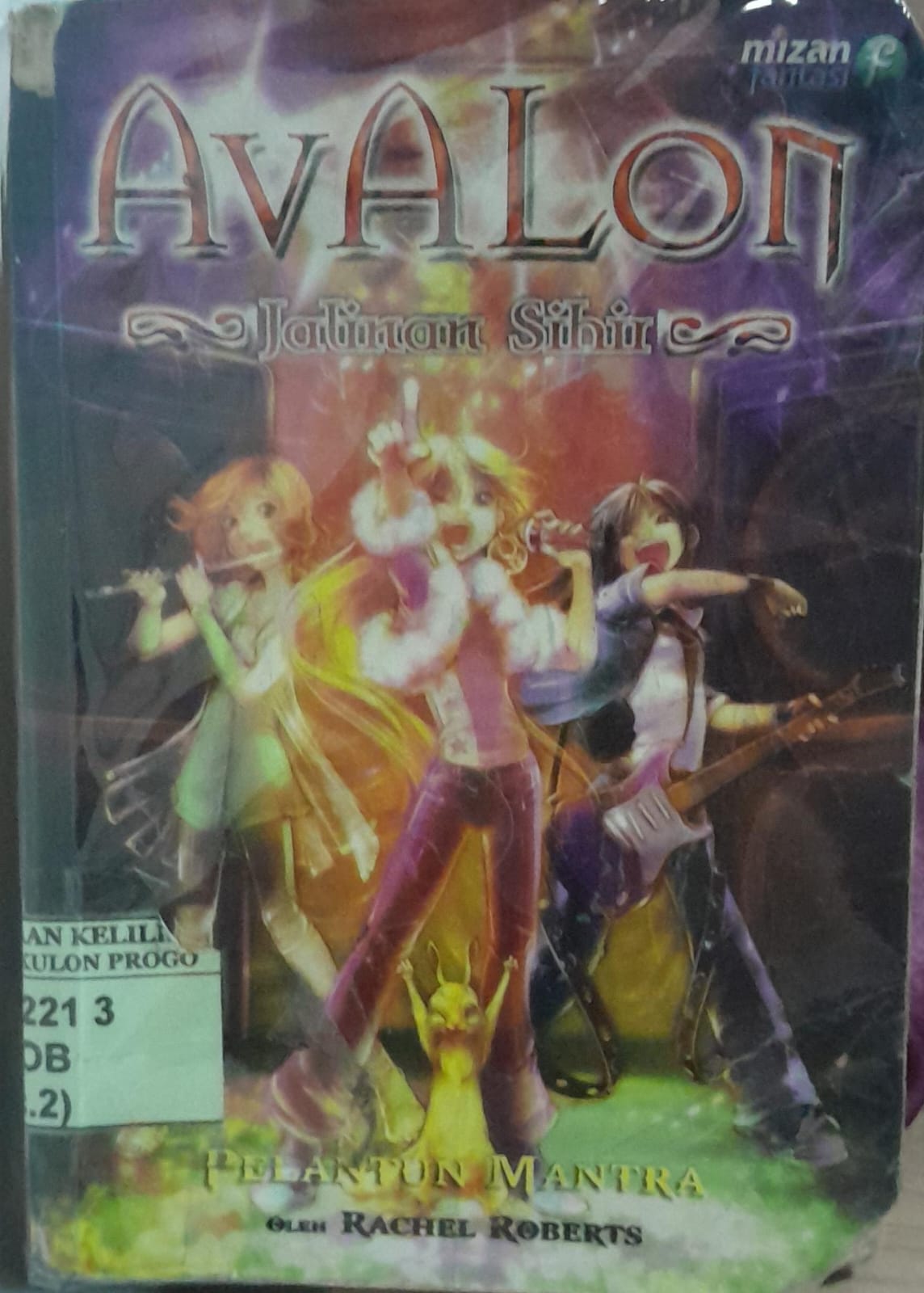 Cover AVALON :  Pelantun Mantra / Roberts