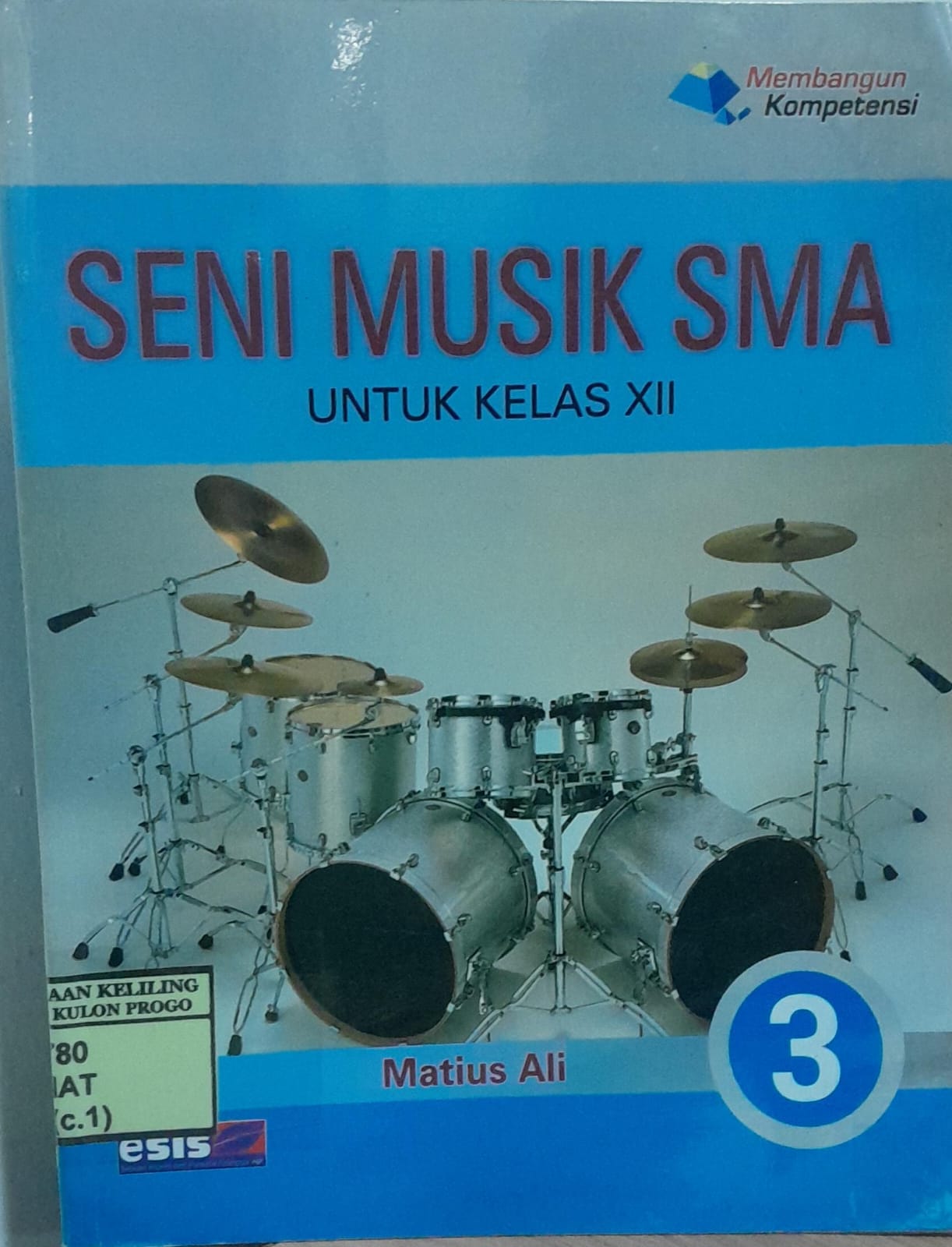 Cover Seni Musik SMA untuk Kelas XII / Matius Ali