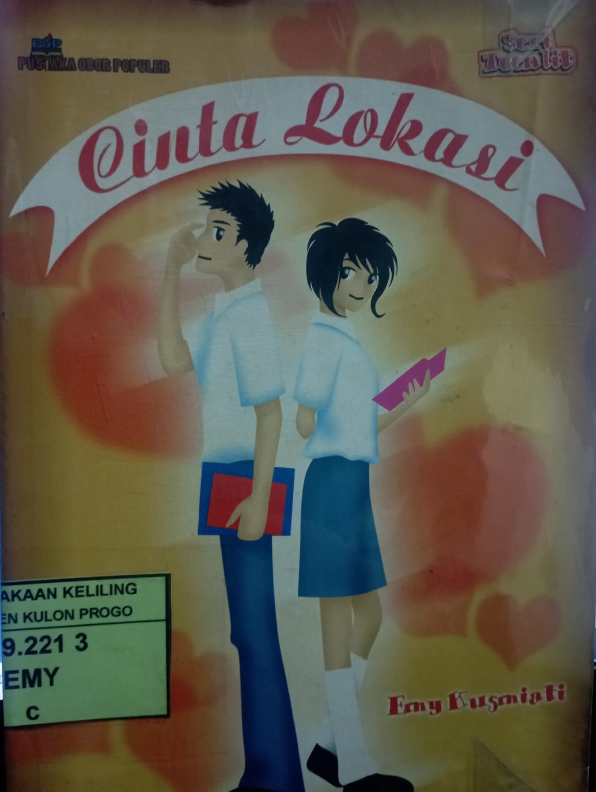 Cover Cinta Lokasi / Emy Kusmiati