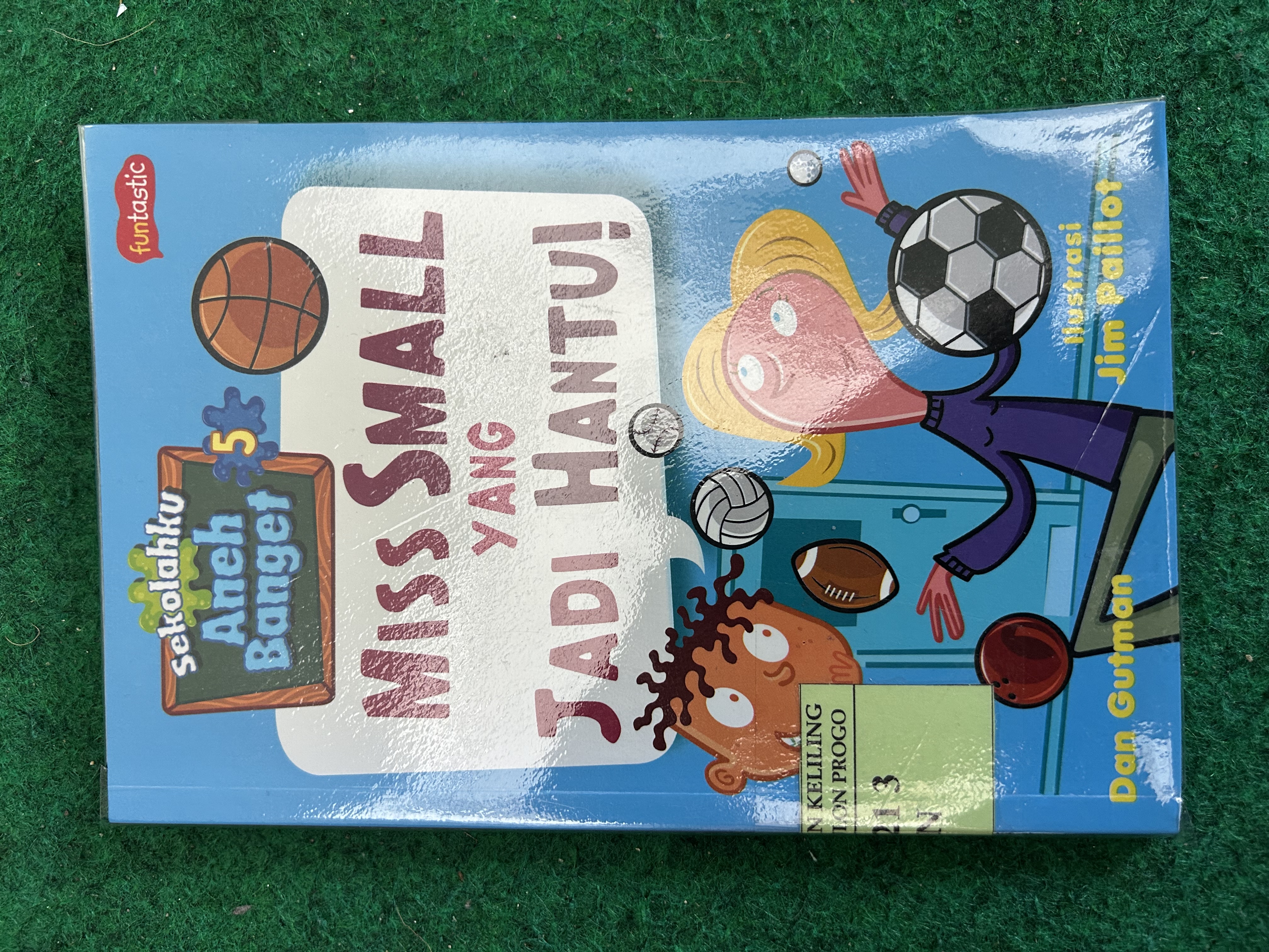 Cover Miss Small yang Jadi Hantu / Dan Gutman