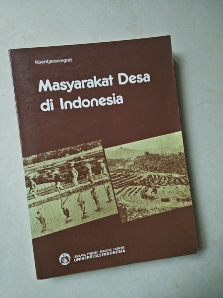 Cover Masyarakat desa di Indonesia / Koentjaraningrat