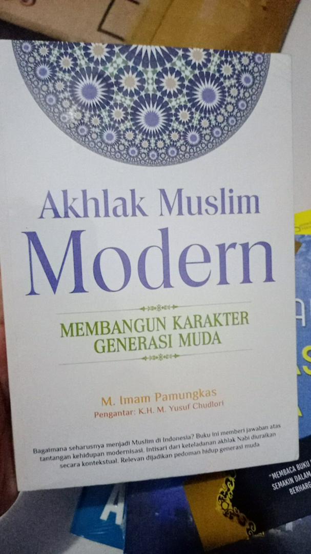 Cover Anak muslim modern membangun karakter generasi muda / M. Imam Pamungkas