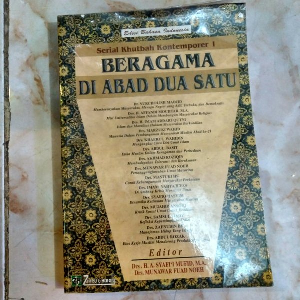 Cover Beragama di abad dua satu / Nurcholis Madjid