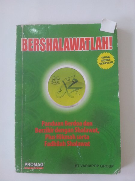 Cover Bershalawatlah! panduan berdoa dan berdzikir dengan shalawat, plus hikmah serta fadhilah shalawat / Muaz