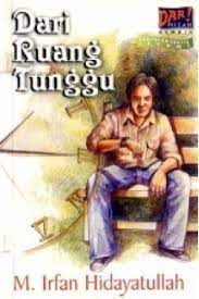 Cover Dari Ruang Tunggu / Hidayatullah M Irfan