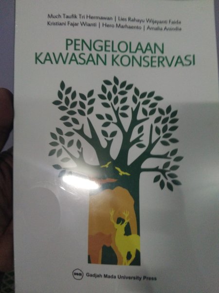 Cover Pengelolaan kawasan konservasi