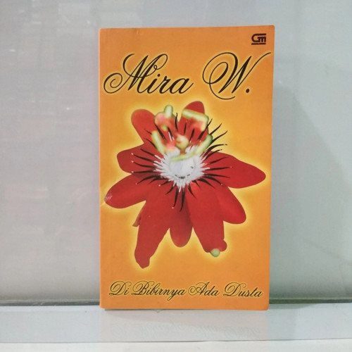 Cover Di Bibirnya ada Dusta / Mira W