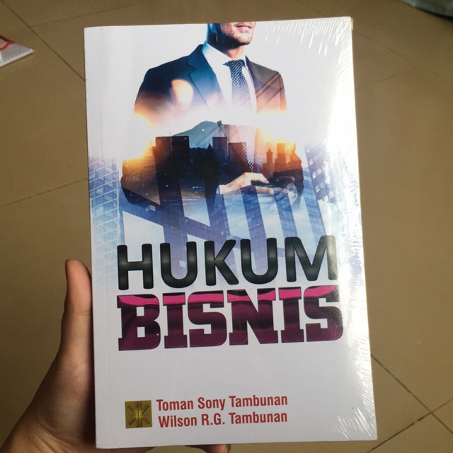 Cover Hukum bisnis / Penulis, Toman Sony Tambunan