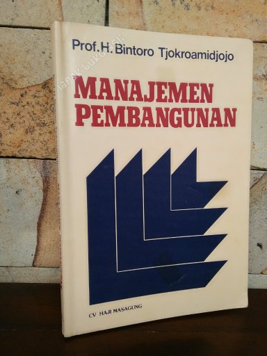 Cover Manajemen pembangunan