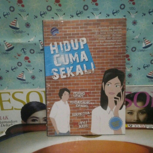 Sampul Hidup cuma sekali